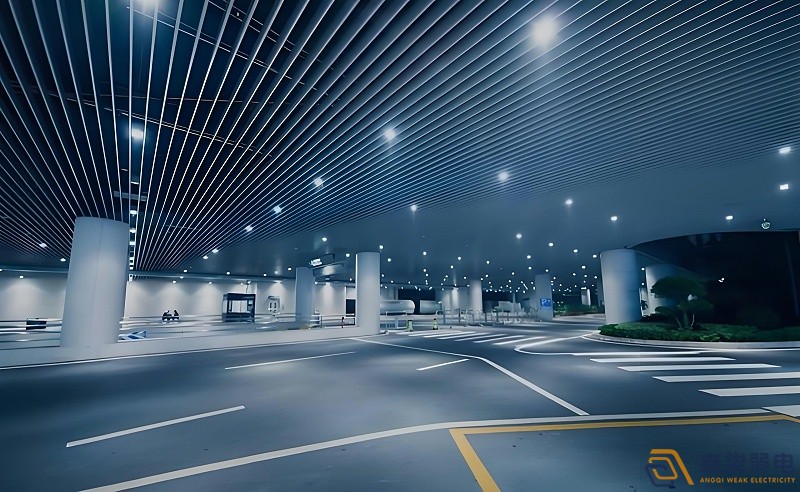 在地下車庫，看燈光如何綠色“智”變？