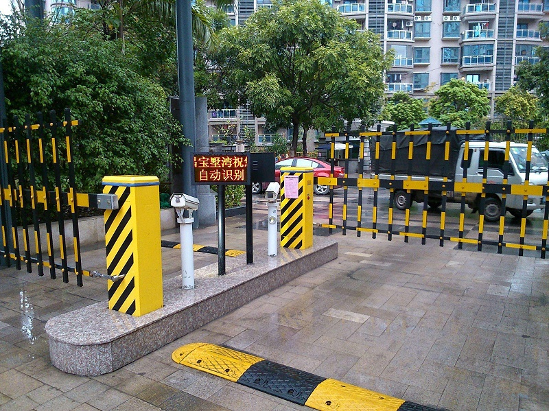 什么是智慧小區(qū)月卡型停車(chē)管理系統(tǒng)？